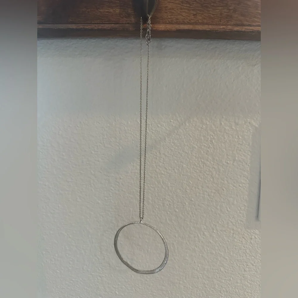 Express this necklace